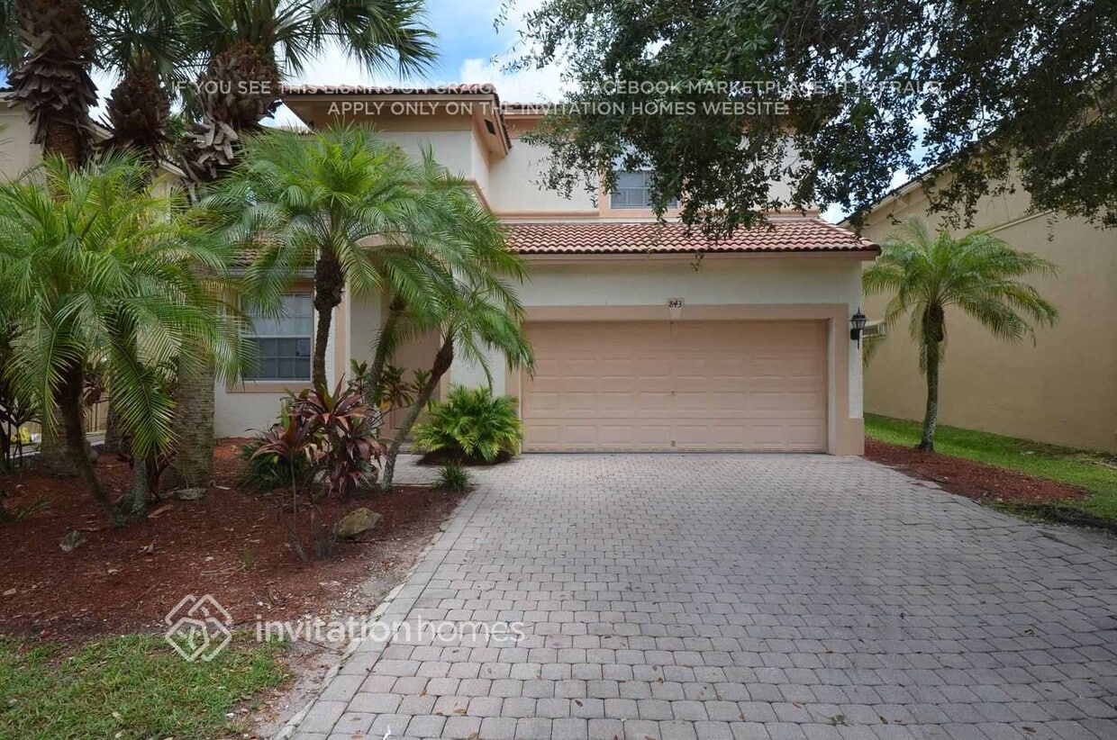 Foto principal - 843 NW 127th Ave