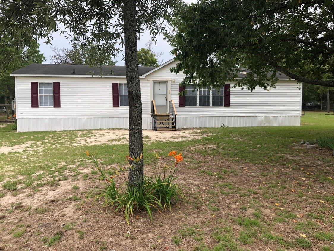 Primary Photo - 150 Boxelder Ln