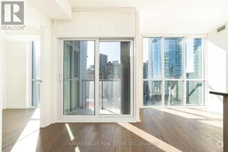Building Photo - 1-701 Yorkville Ave