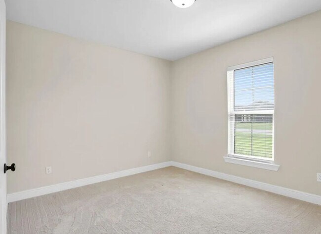 Building Photo - Iowa, Louisiana | House For Rent