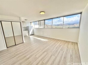 Building Photo - 5180 Likini St