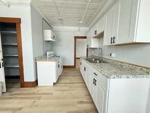 Building Photo - 41-43 Central St