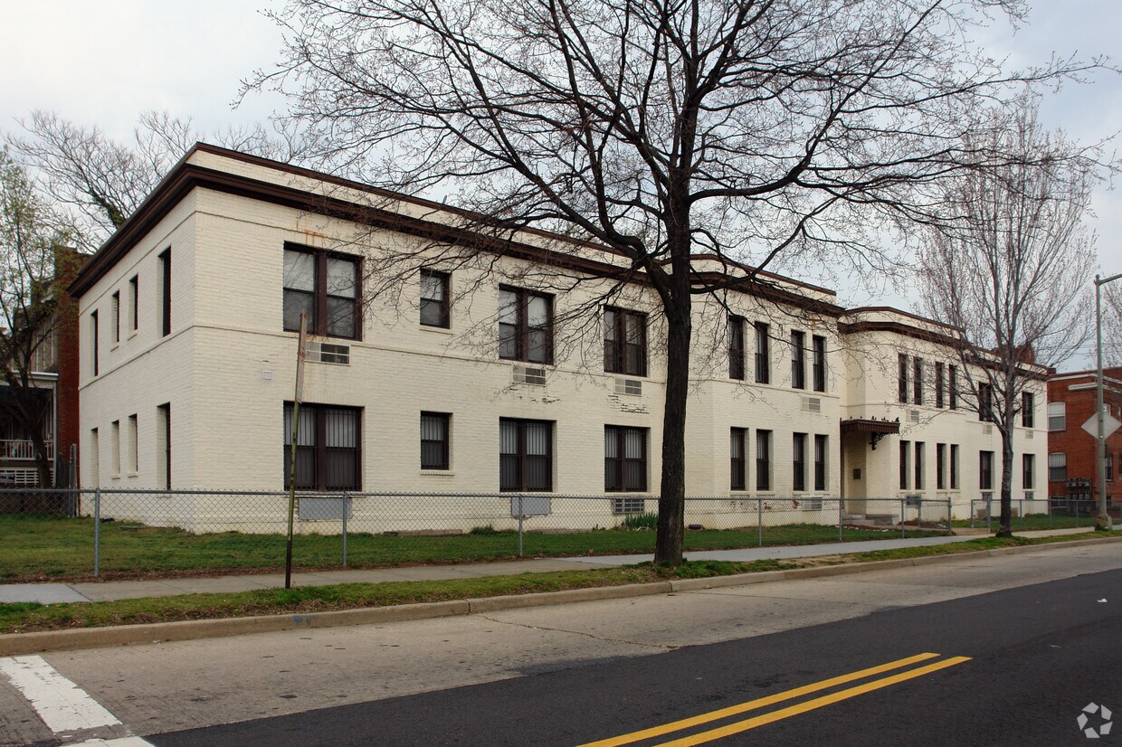 Foto del edificio - 7 18th St NE