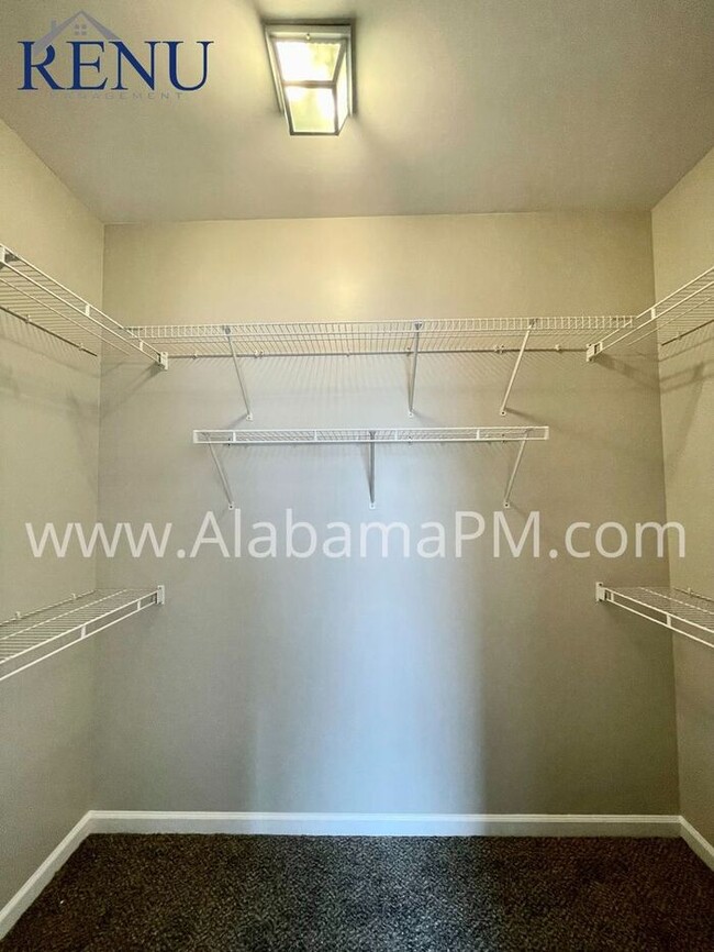 Building Photo - NEW PRICE!!