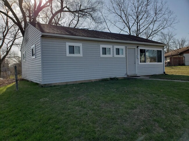 Building Photo - 5021 Marburn Ave
