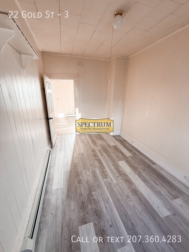 Building Photo - 22 Gold St