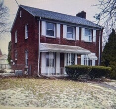 Building Photo - 9051 Griggs St
