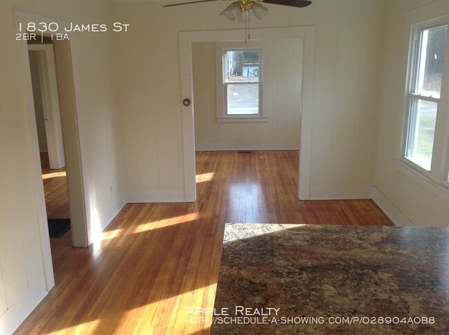 Building Photo - 1830 James St - Available Now!