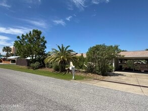 Building Photo - 3900 Wasp St