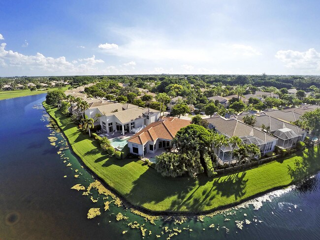 Foto del edificio - 150 Sunset Bay Dr