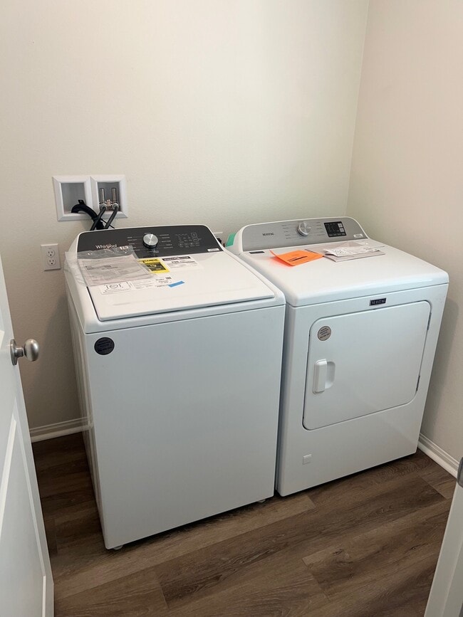 Building Photo - 12868 Claremore St