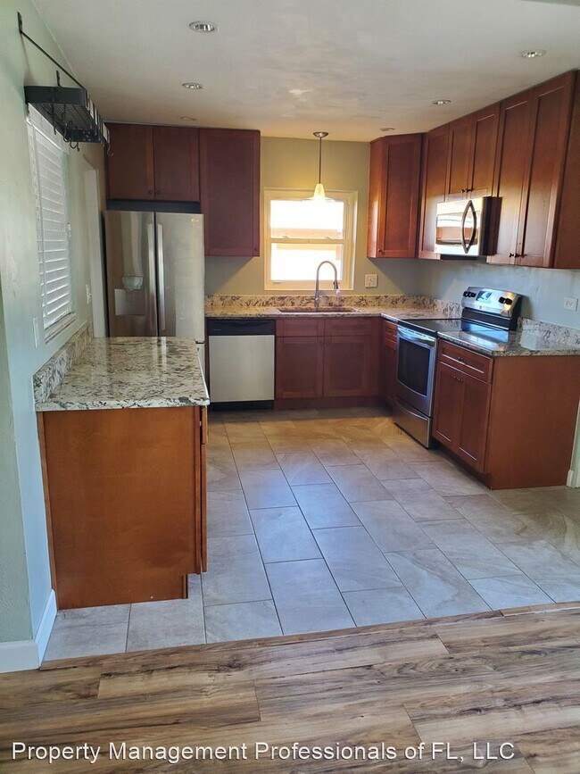 Building Photo - 2 br, 2 bath House - 12789 Indian Rocks Road