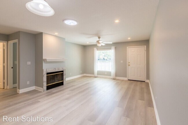 Building Photo - 2 br, 2 bath House - 353 23rd Ave SW