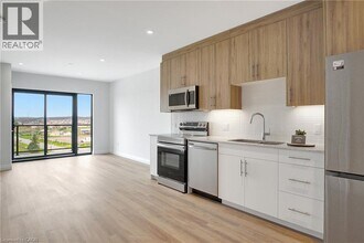 Building Photo - 525 New Dundee Rd