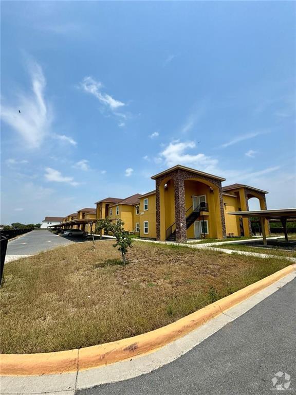 Building Photo - 300 Sylvia Handy Dr