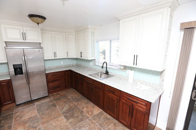 Building Photo - 4776 Don Miguel Dr