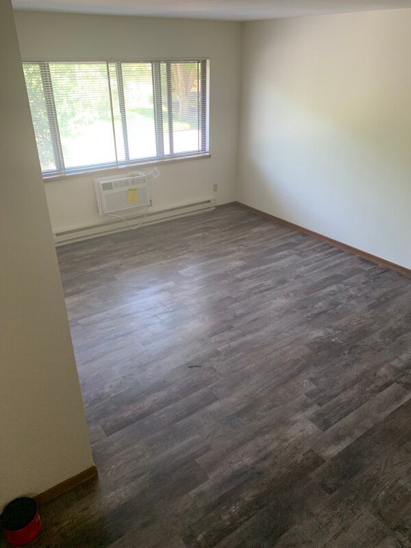 Primary Photo - 2018 N Sherman Ave