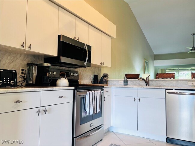 Foto del edificio - 8073 Panther Trail