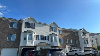 Building Photo - 7262 147 Ln NW