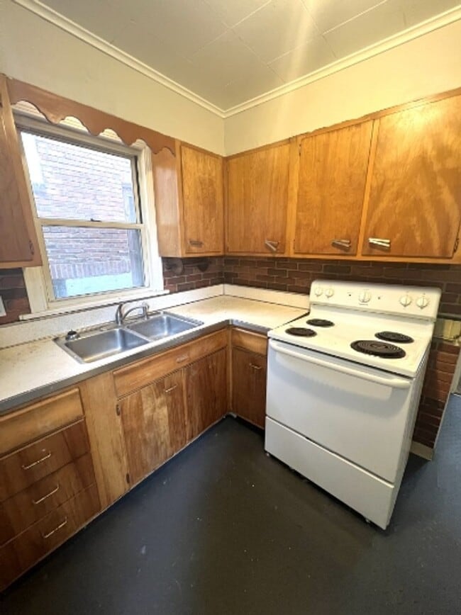 Photo - 231 Connecticut Ave Townhome