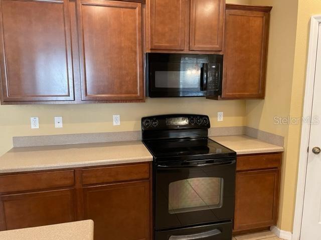 Foto del edificio - 5518 Kinglethill Dr