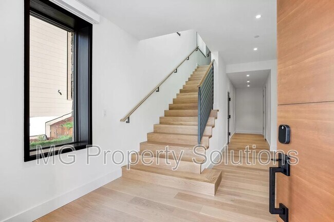 Foto del edificio - 9 Oak Shore Dr