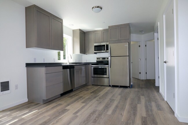 Foto del edificio - 33730 E Columbia Ave