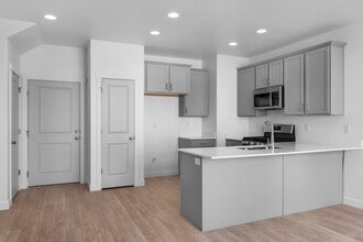 Building Photo - 1627 E 6820 N