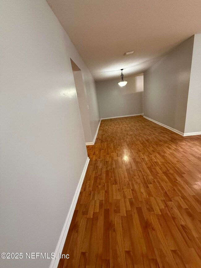 Foto del edificio - 12615 Enchanted Hollow Dr