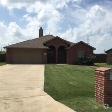 Building Photo - 7205 Hackberry Ct