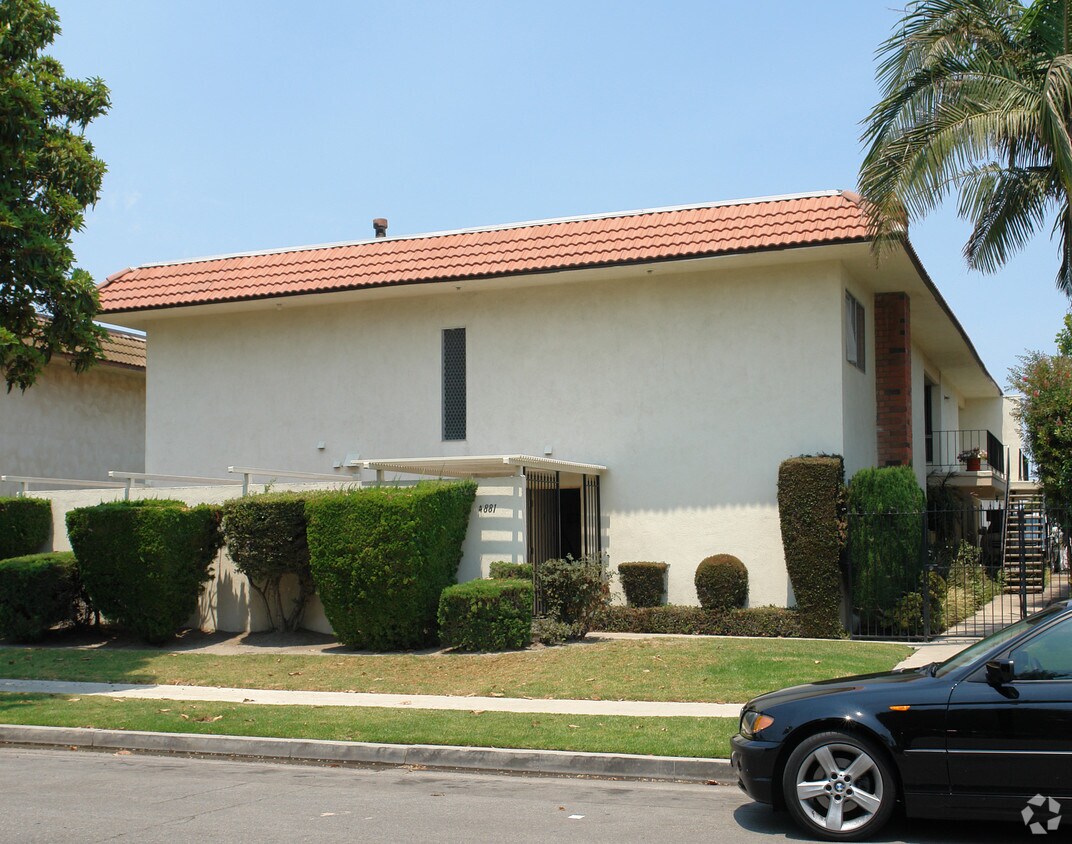 Primary Photo - 4881 Kona Dr