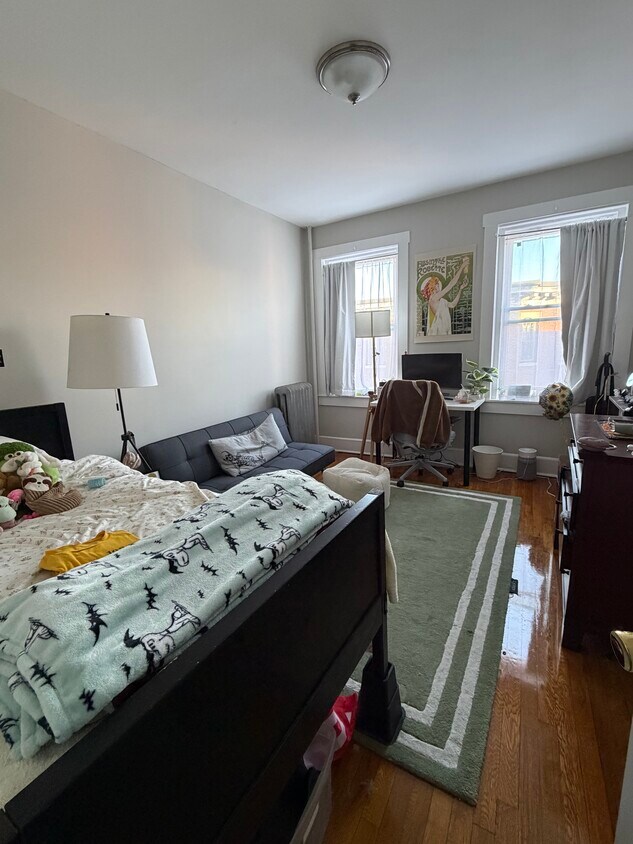 Foto del edificio - 1185 Commonwealth Ave