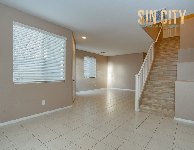 Foto del edificio - Luxurious 4 Bed, 3 Bath Home in Henderson,...