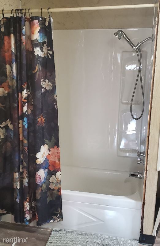 Primary Photo - 530 W Ocean View Dr