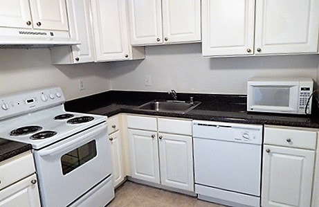 Building Photo - Chasemont