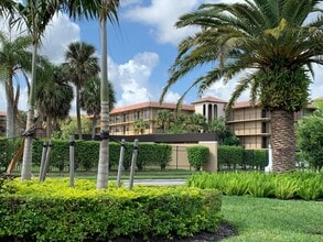 Building Photo - 10144 Boca Entrada Blvd
