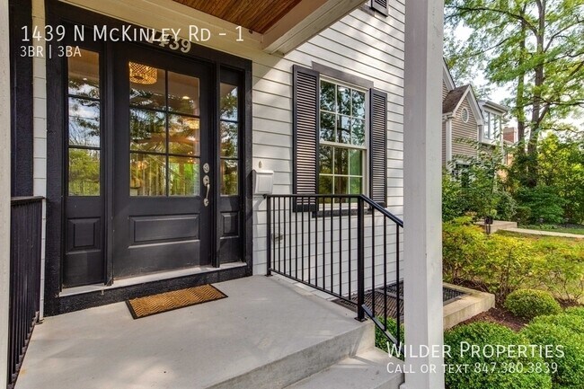 Foto del edificio - 1439 N McKinley Rd