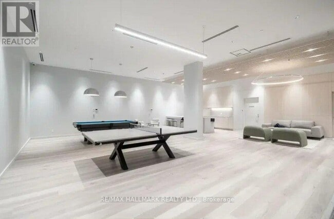 Photo du bâtiment - 181 Sheppard Ave E