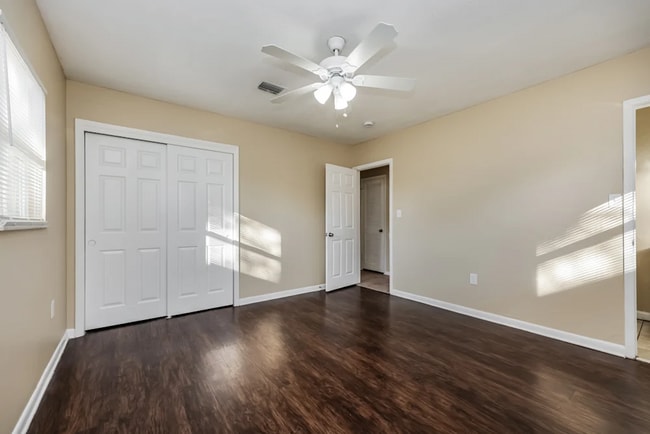 Building Photo - 224 Mary Ellen Ave