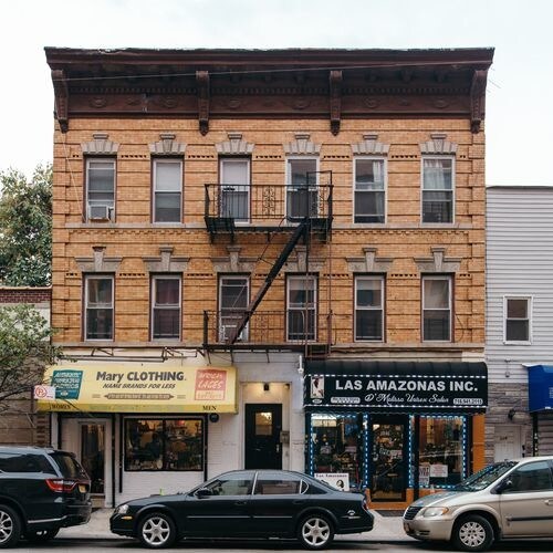 Foto del edificio - 305 Clarkson Ave