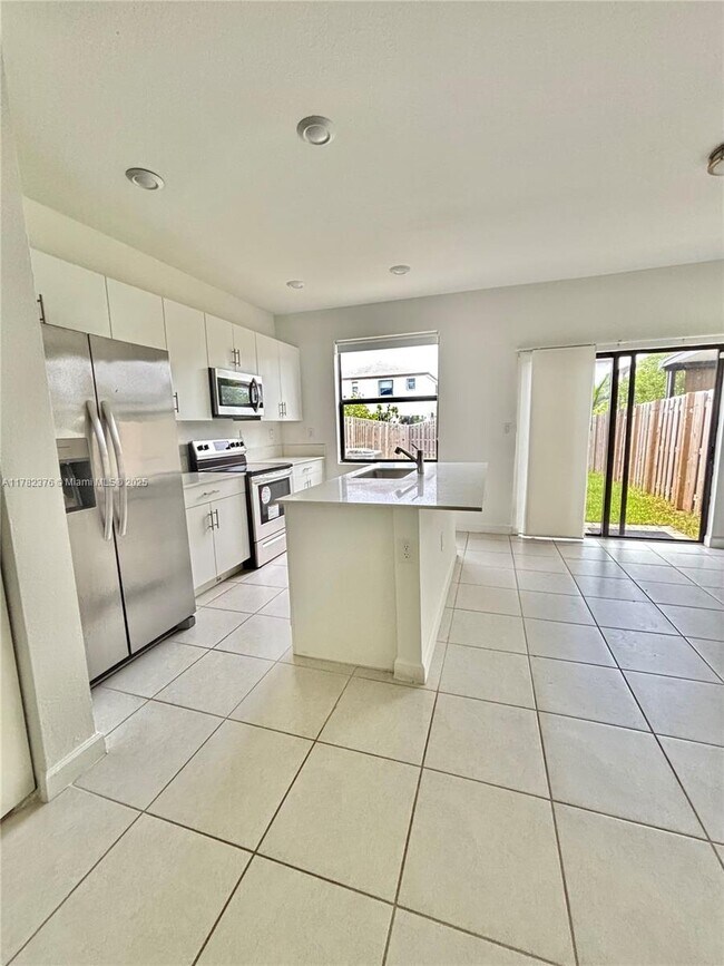 Foto del edificio - 25556 SW 108th Ave