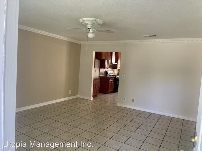 Foto del edificio - 3 br, 2 bath House - 4130 E. Addington Dr.