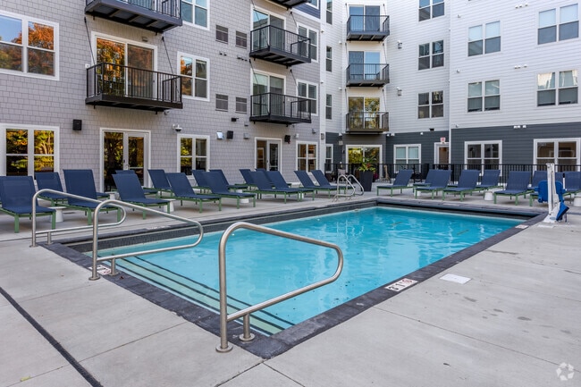 Building Photo - Juniper