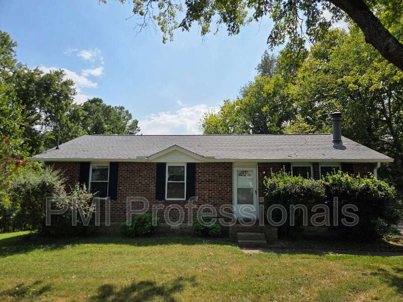 Photo - 702 Rodeo Rd