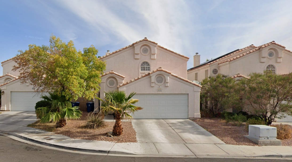 Foto principal - Beautiful SW Las Vegas Home. 3 Beds 3 Full...