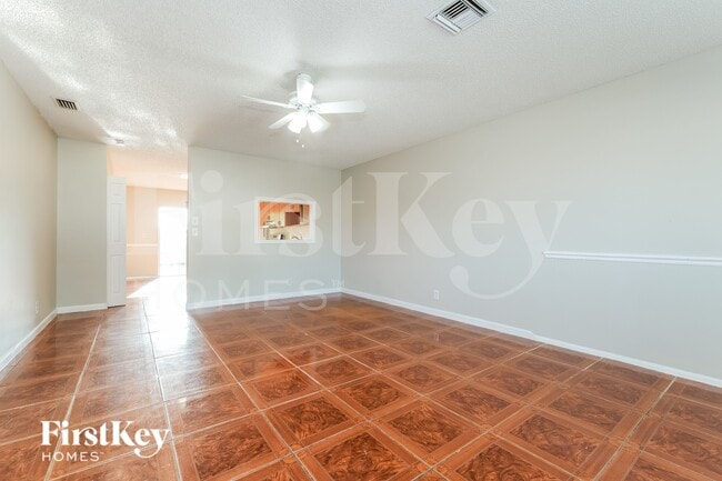 Building Photo - 6004 Westfall Rd