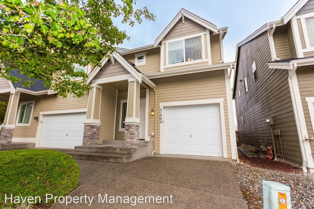 2 br, 2.5 bath House 21404 104th St C E House Rental in Bonney Lake, WA