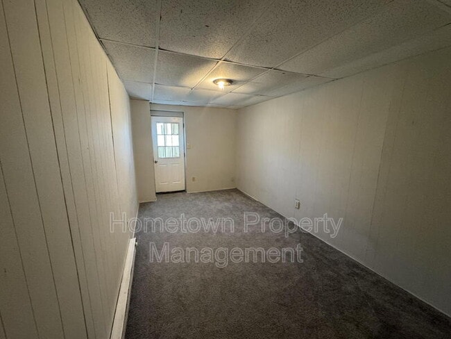 Foto del edificio - 663 E Market St