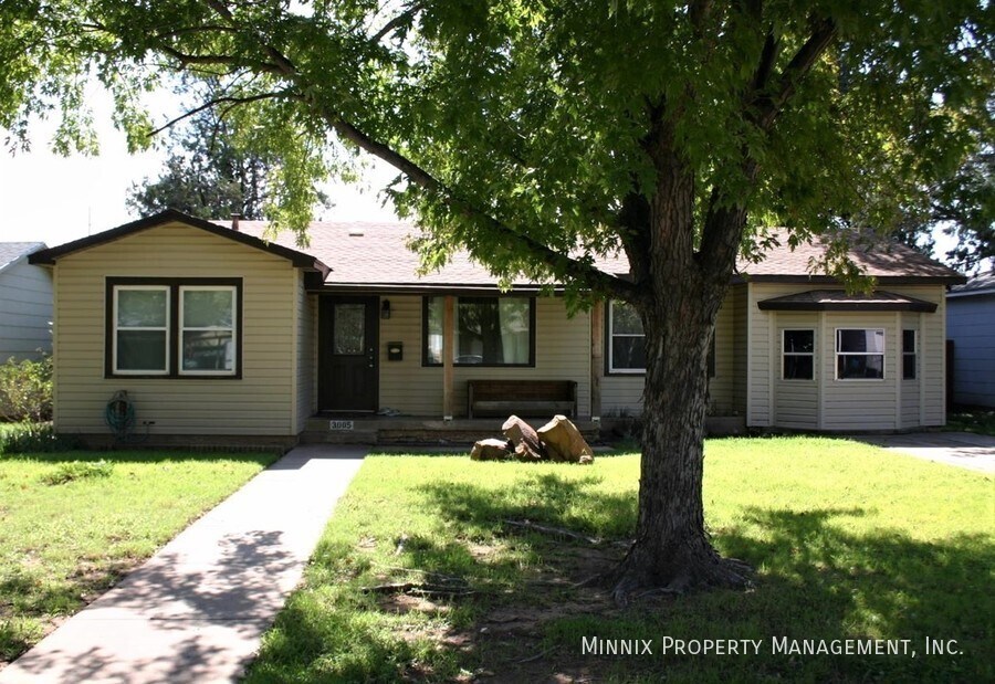 Foto principal - 3005 49th St