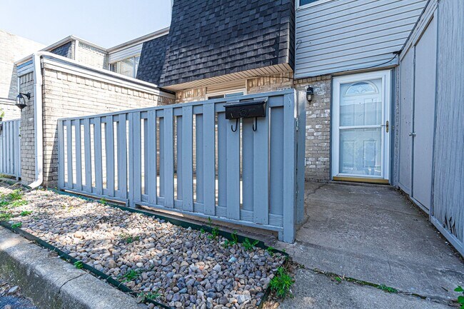 Foto del edificio - Renovated Condo in Norman!